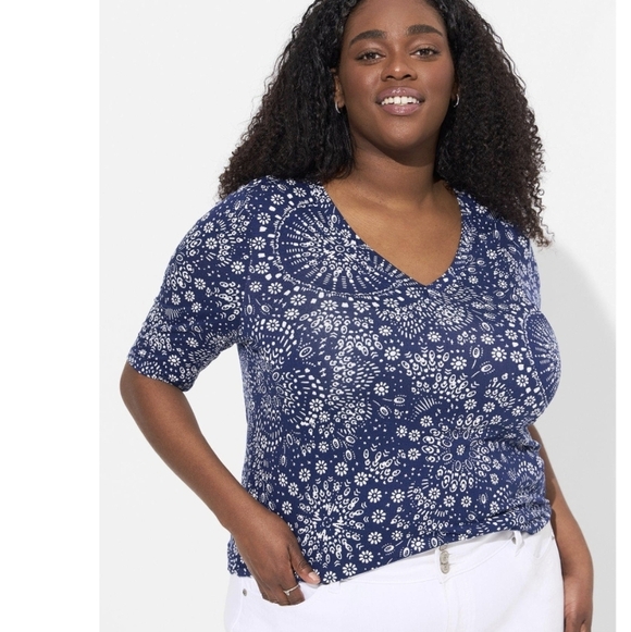 torrid Tops - Torrid Favorite Tunic Super Soft blue V-Neck Tee Size 1x